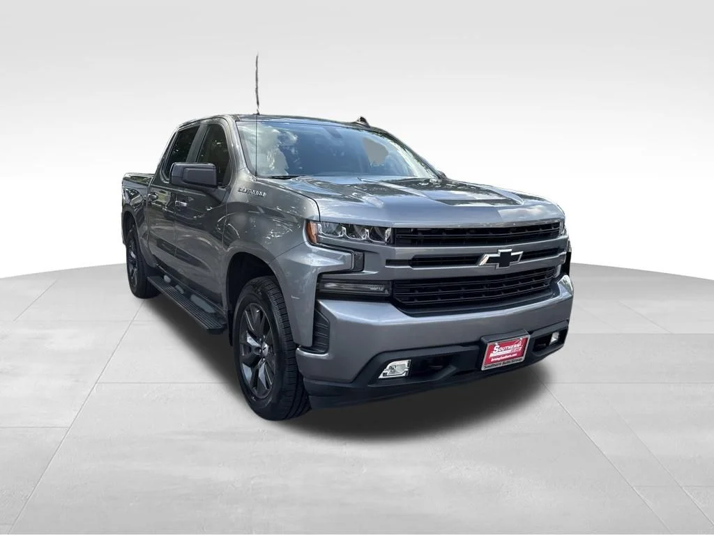 Used 2020 Gray Chevrolet RST image 7