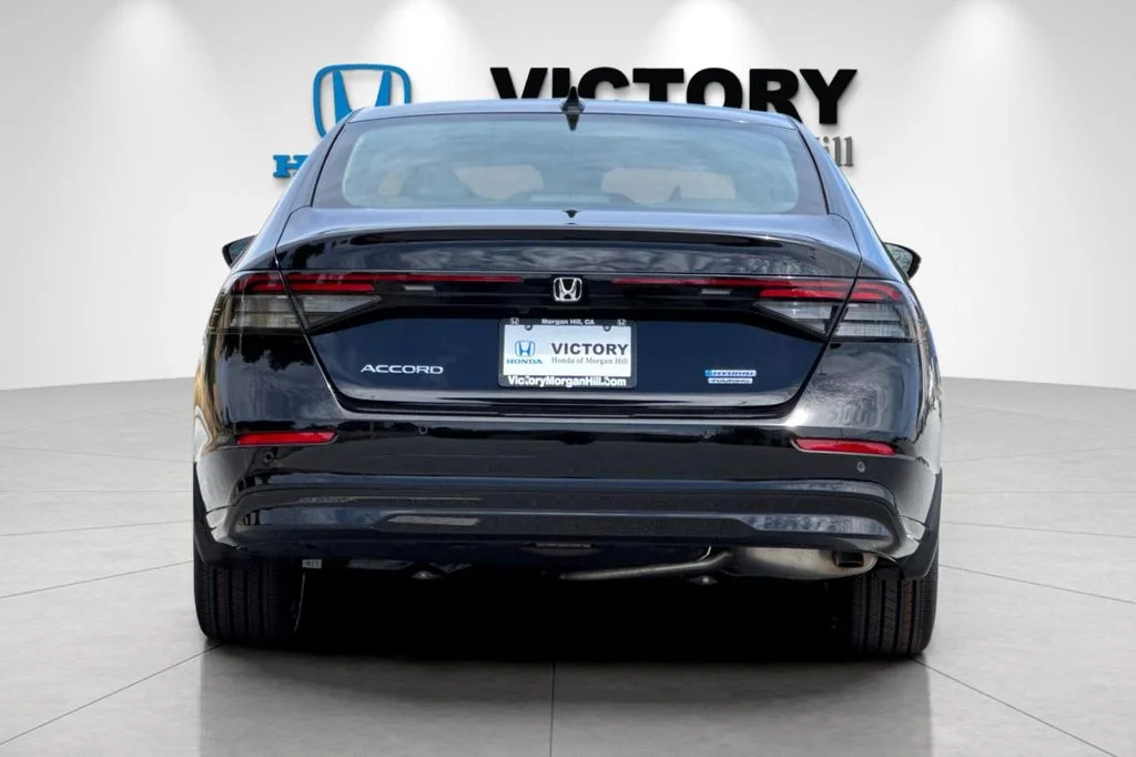 New 2026 Crystal Black Pearl Honda Touring image 5