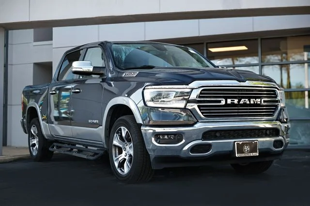 2020 RAM 1500 Laramie 4x4 Crew Cab 5'7's photo