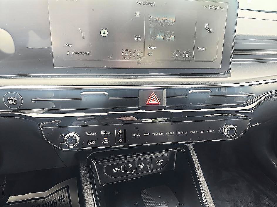 Used 2026 Snow White Pearl Kia GT-Line image 26