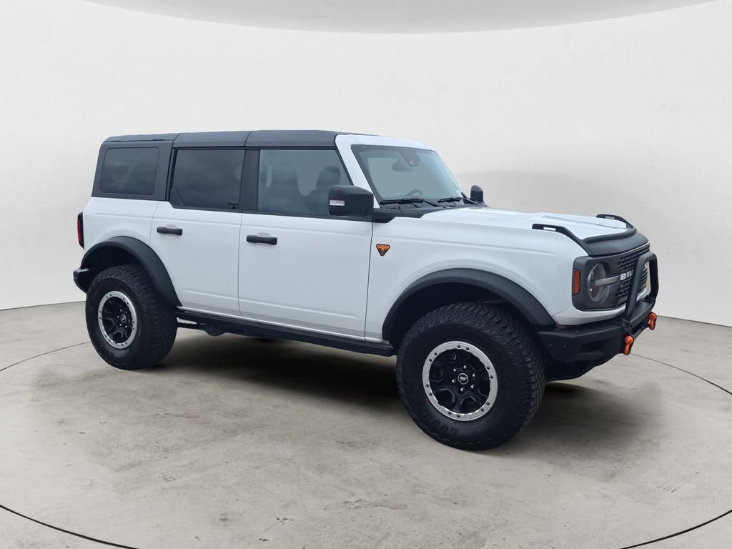 Used 2023 White Ford Badlands image 7