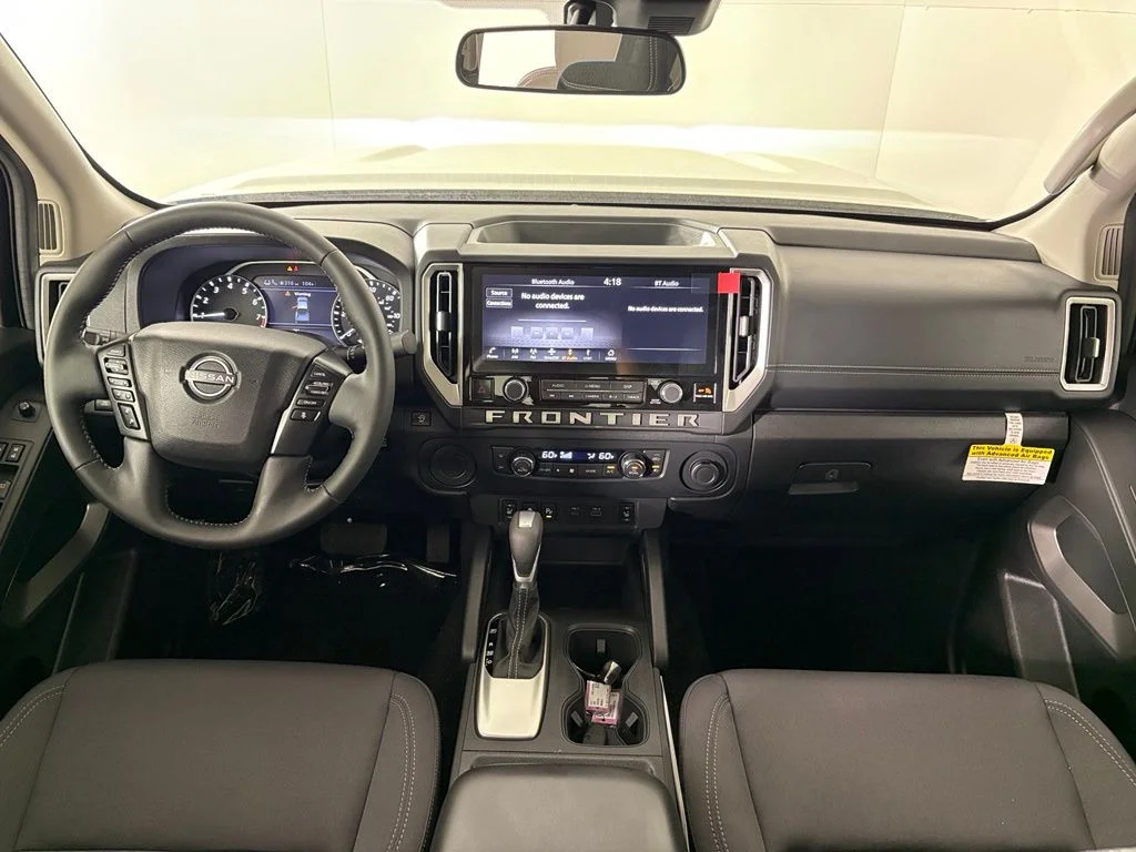New 2026 Glacier White Nissan Crew Cab SV image 37