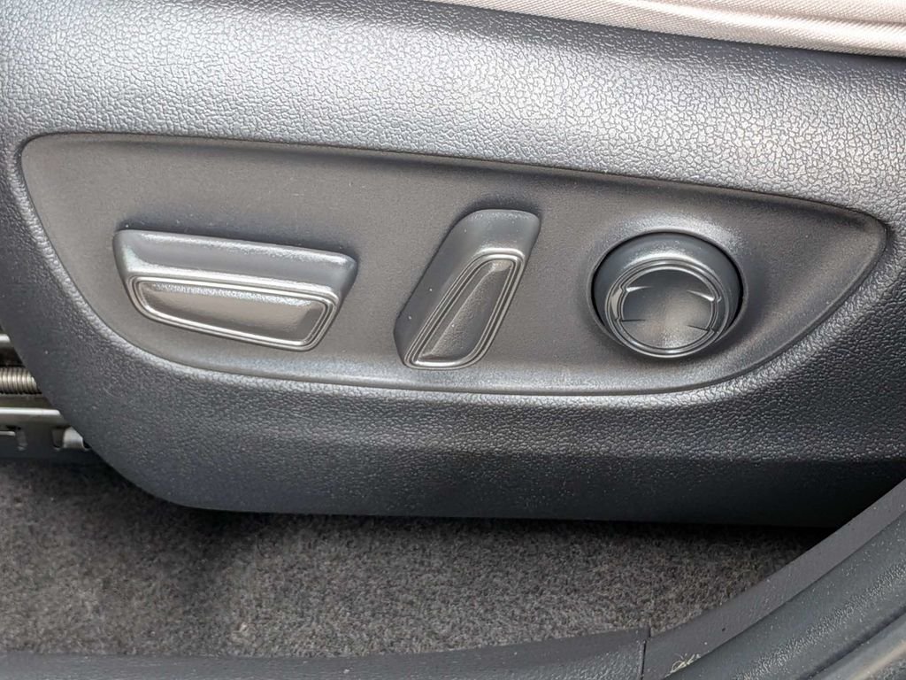 Used 2022 Black Toyota XLE image 28