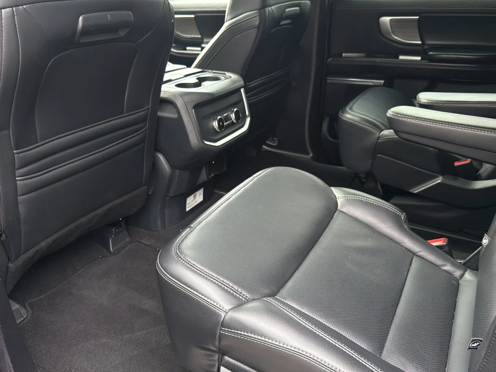 Used 2025 Black Ford Platinum image 16