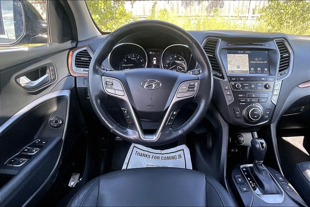 Used 2017 Blue Hyundai Limited Ultimate image 4