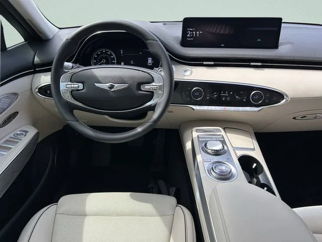 Used 2024 White Genesis 2.5T image 19