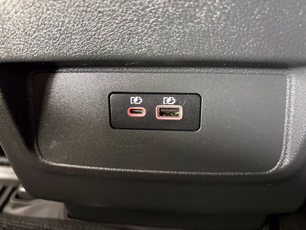 Used 2025 Orange Nissan PRO-4X image 37