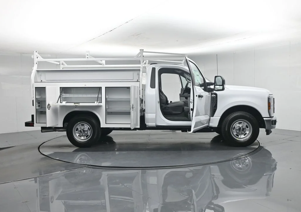 New 2026 White Ford XL image 4
