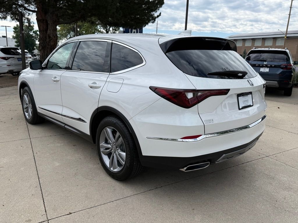 Used 2026 Solar Silver Metallic Acura Base image 9