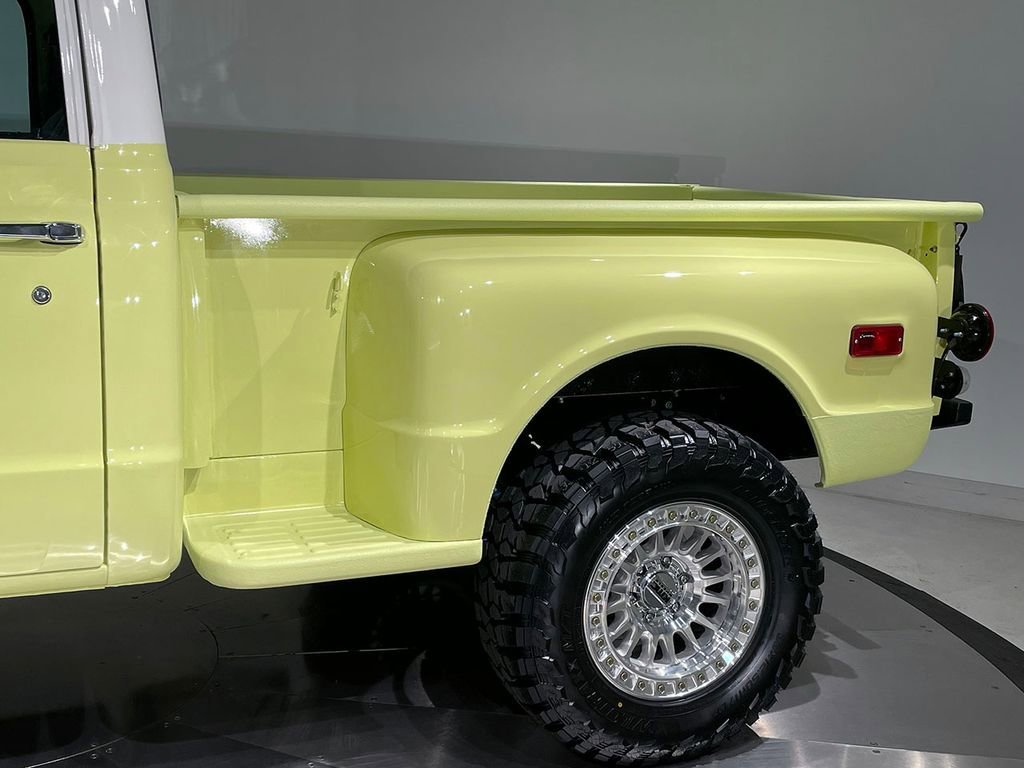 Used 1972 Yellow GMC  image 15