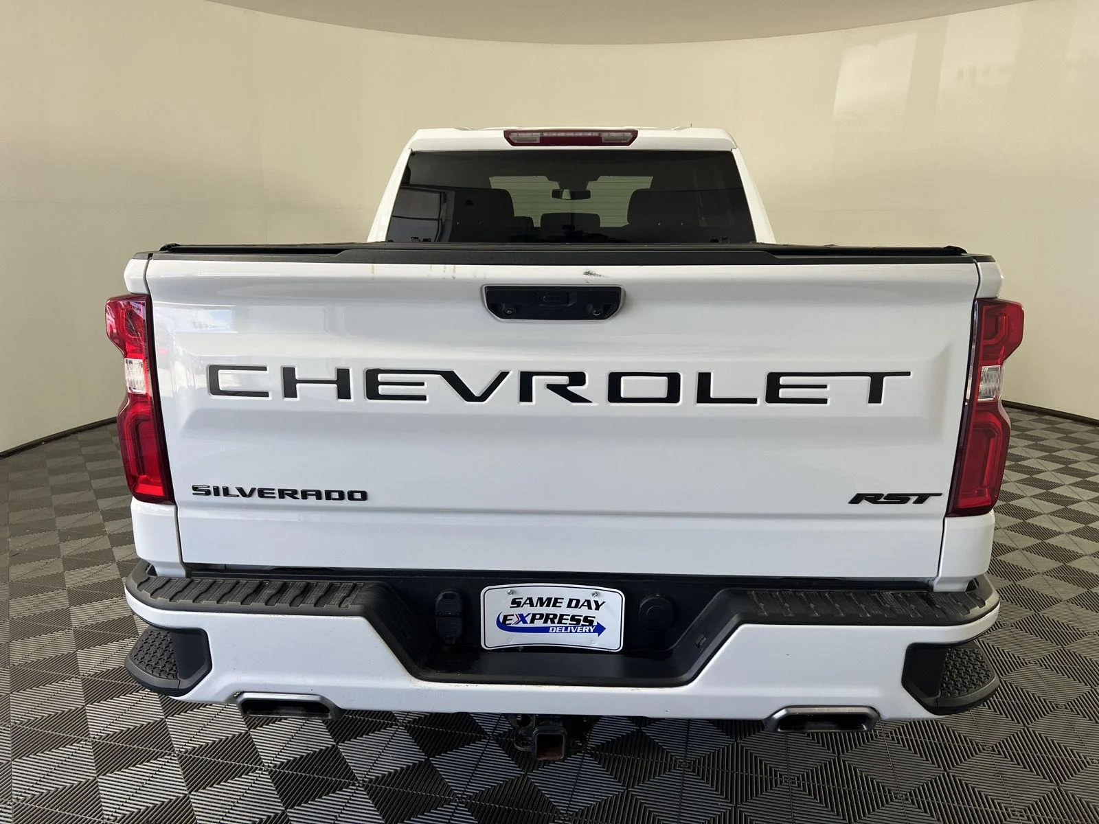 Used 2023 Summit White Chevrolet RST image 25