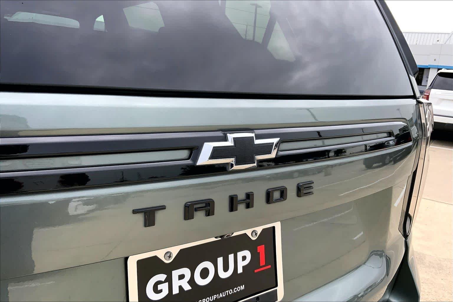 Used 2023 Silver Sage Metallic Chevrolet Z71 image 31