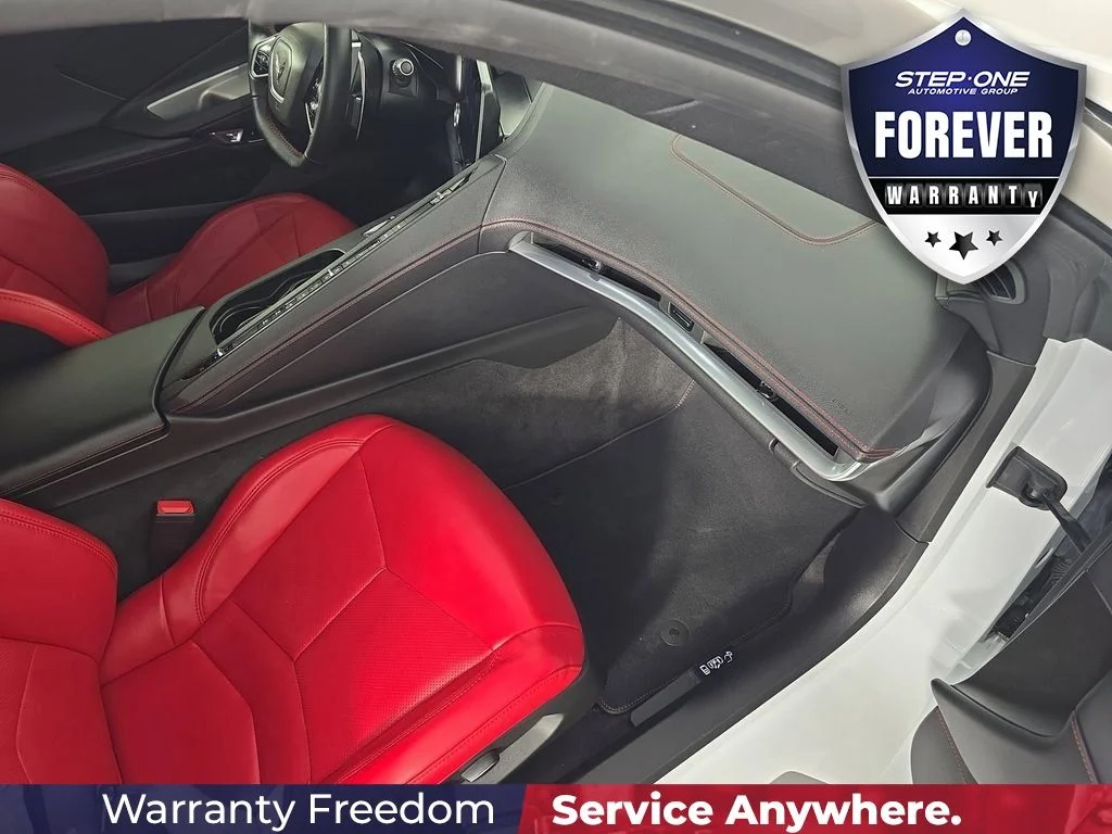 Used 2023 White Chevrolet Stingray image 31