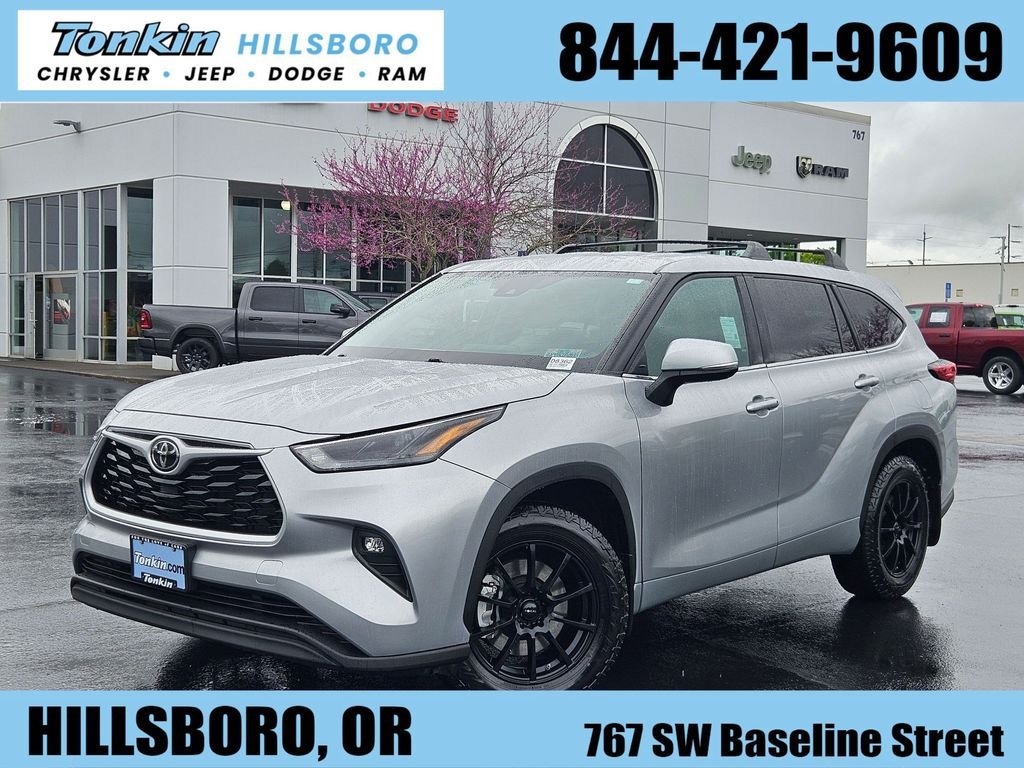 2022 Toyota Highlander LE 4x4 V6's photo