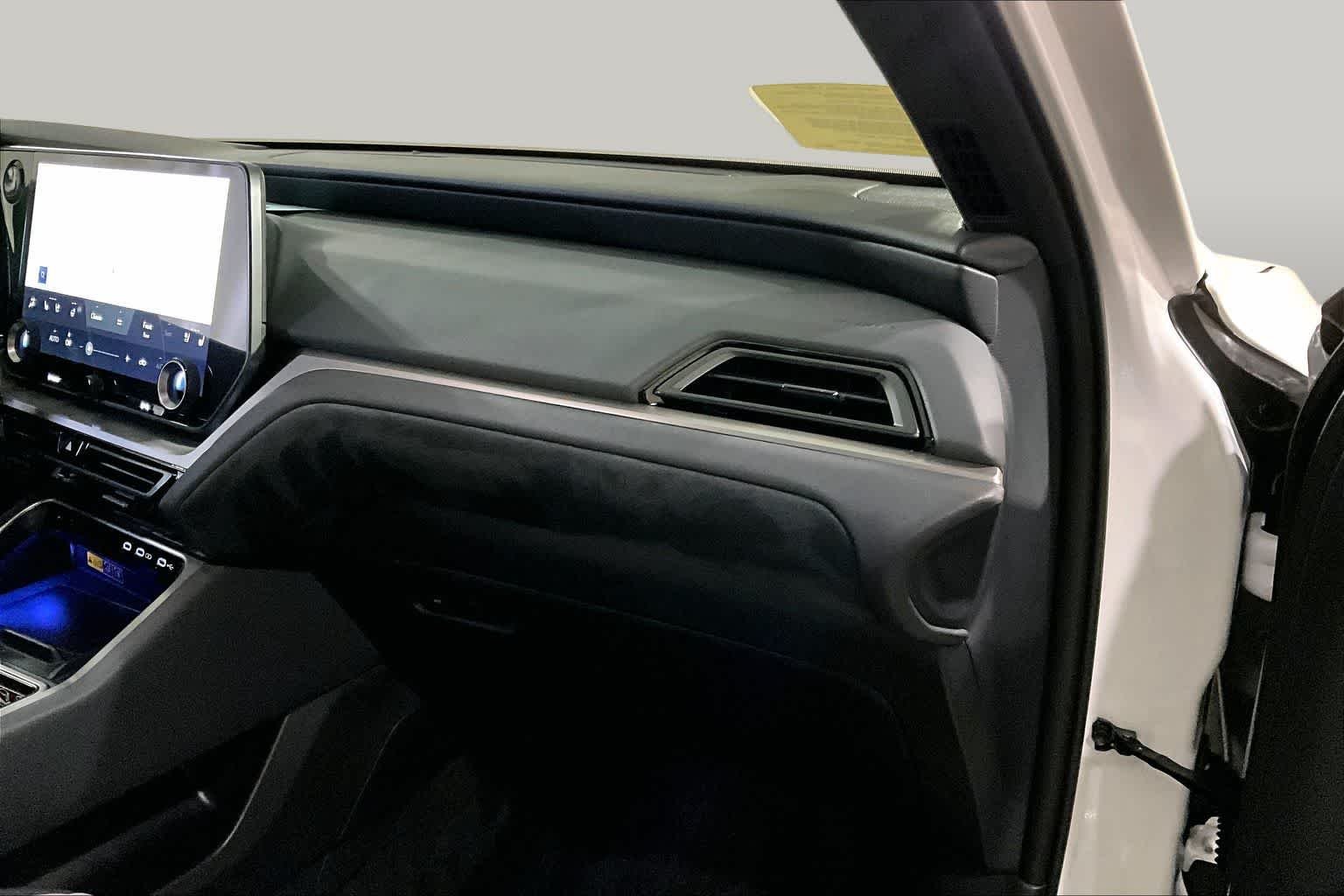 Used 2026 Wind Chill Pearl Lexus F SPORT Performance Premium image 17