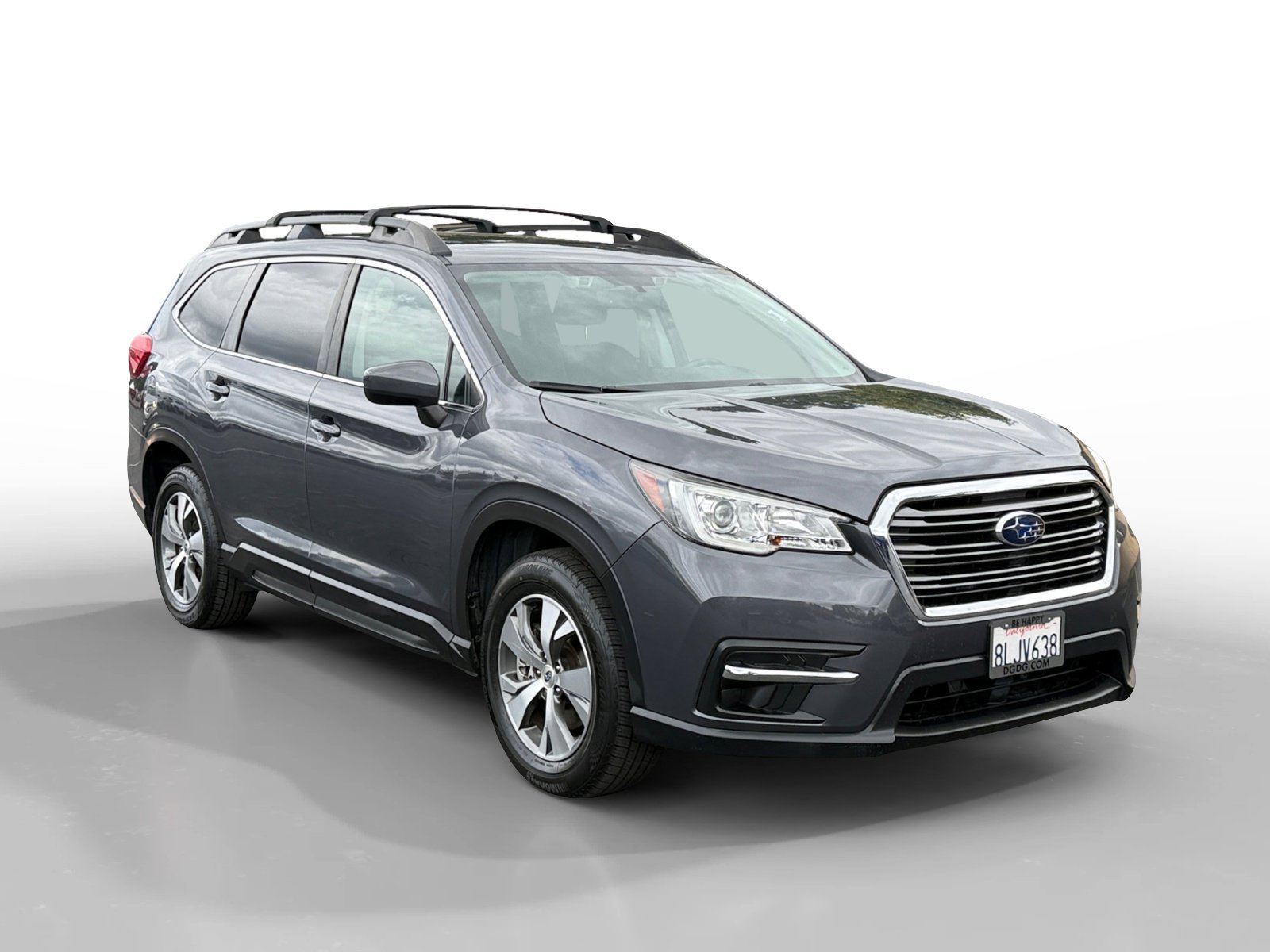 Used 2019 Gray Metallic Subaru Premium image 7