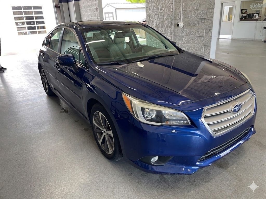 Used 2016 Lapis Blue Pearl Subaru 2.5i image 2