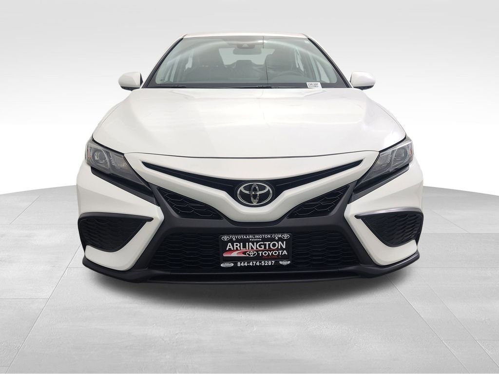 2024 Toyota Camry SE - Photo 11