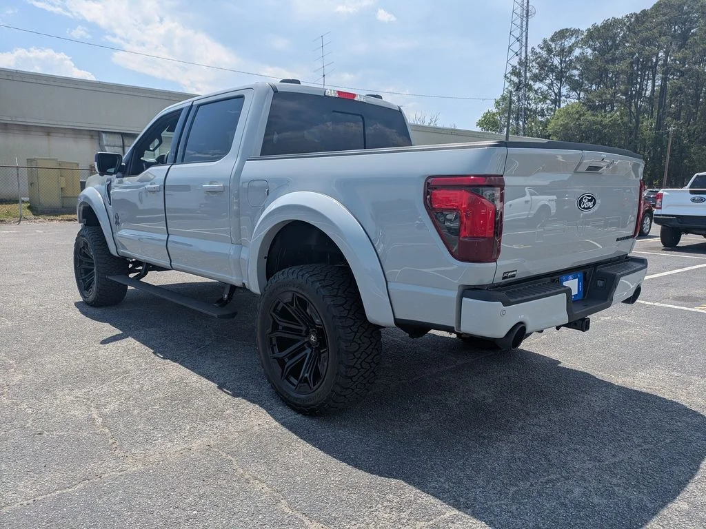 New 2026 Avalanche Ford XLT image 6