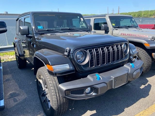 Used 2024 Black Jeep Sport S 4xe image 2