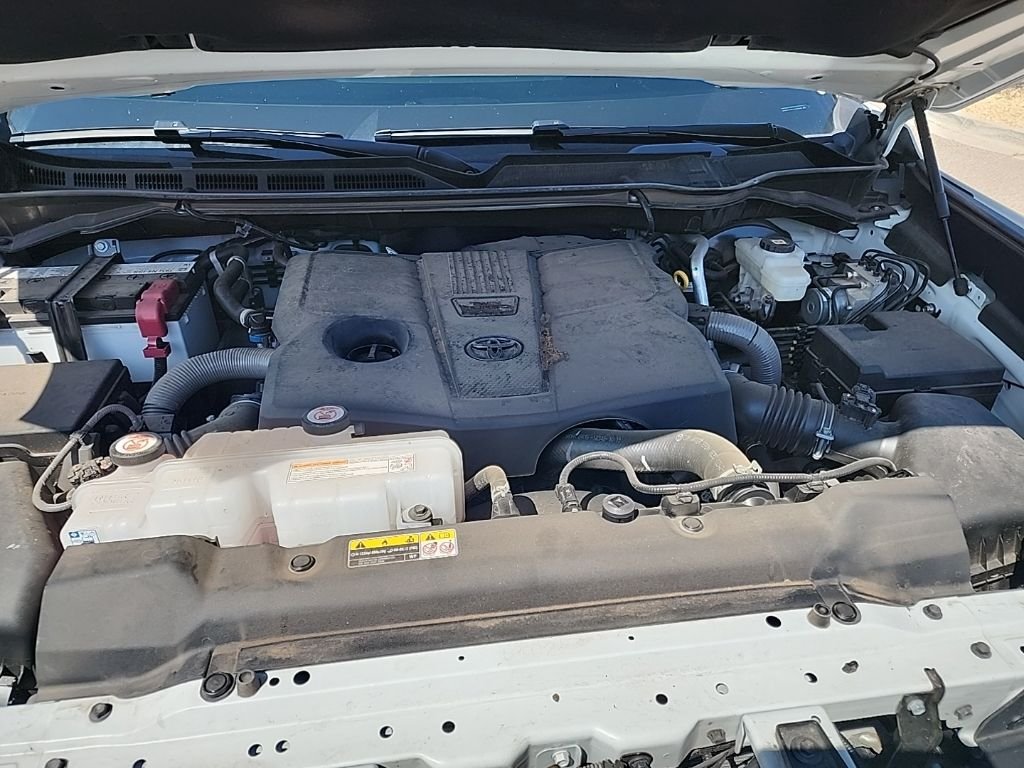 Used 2025 White Toyota Limited image 4