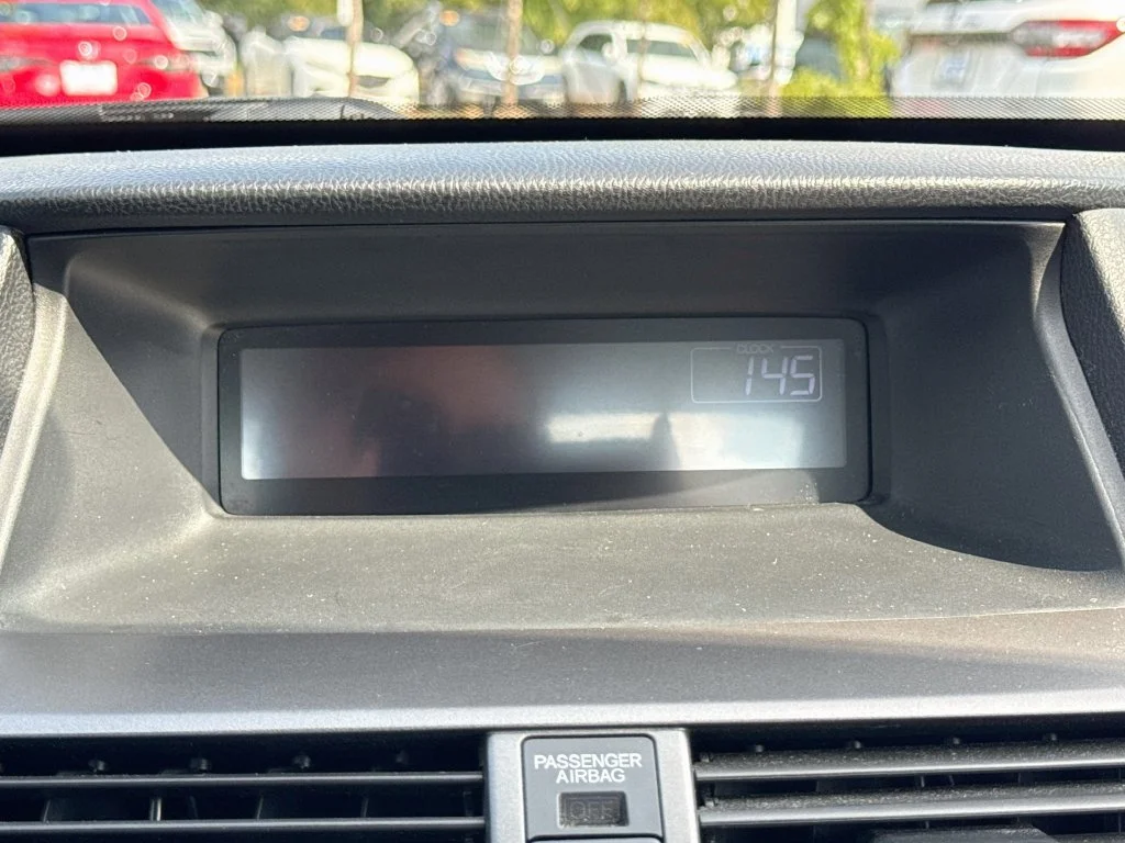 Used 2011 Crystal Black Pearl Honda SE image 26