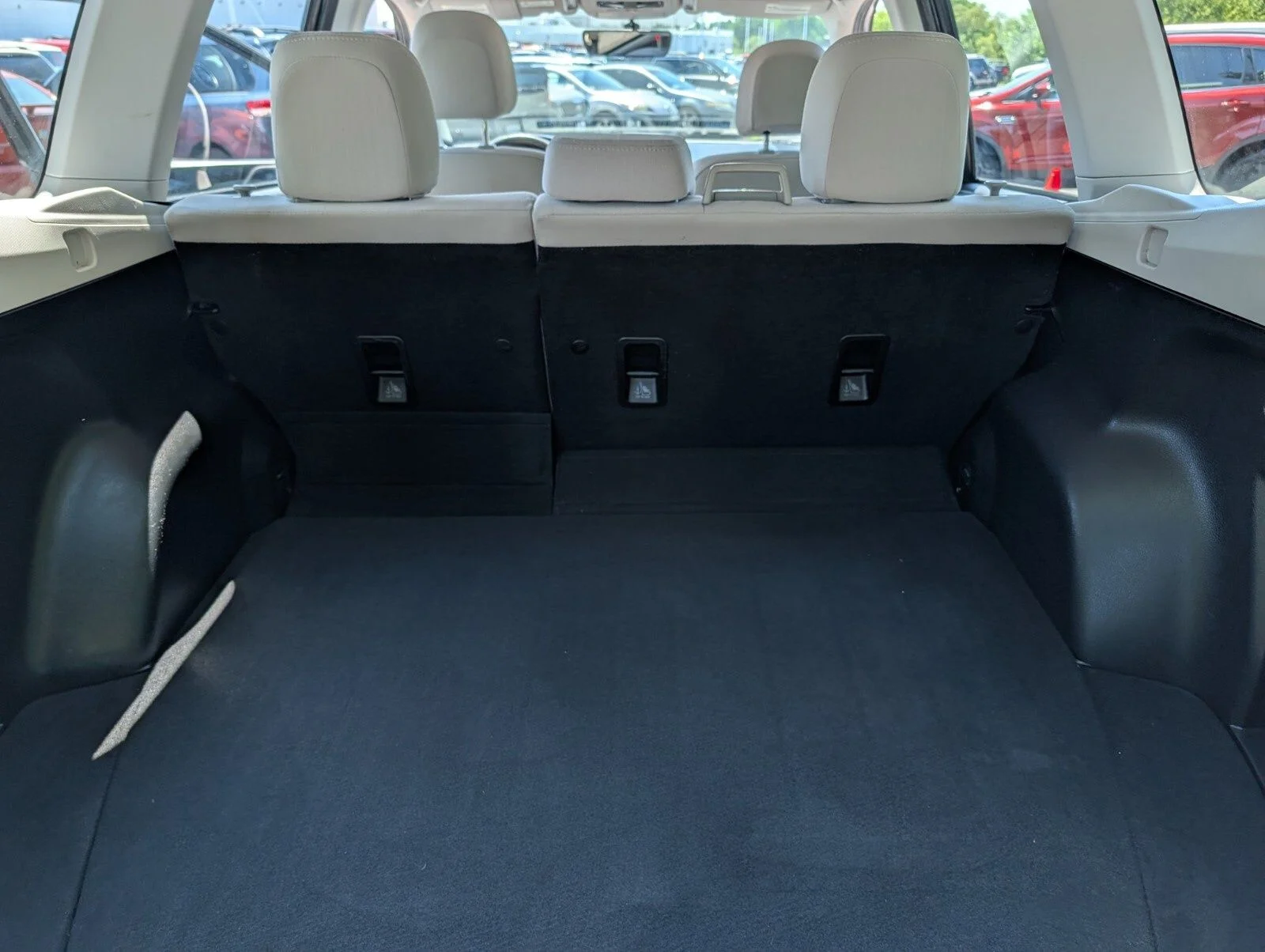 Used 2018 Gray Subaru 2.5i image 17