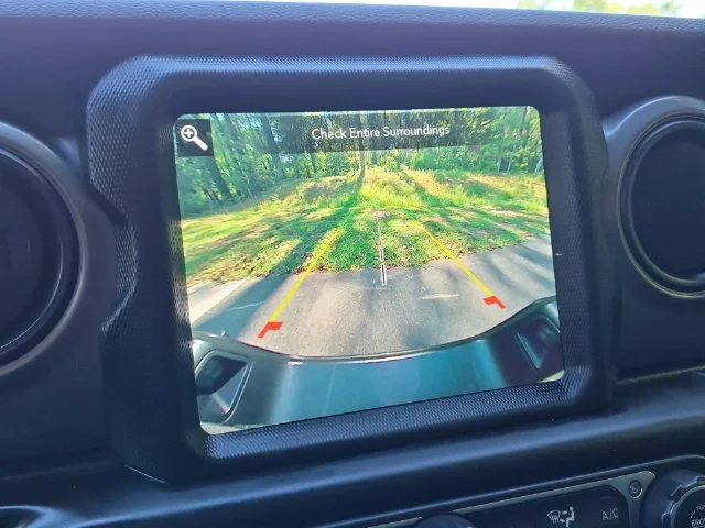 Used 2023 Black Jeep Sport S image 37