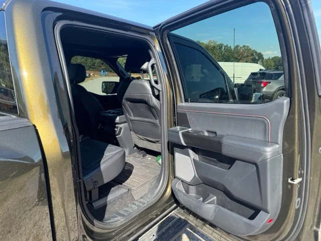 Used 2025 Green Ford Raptor image 13