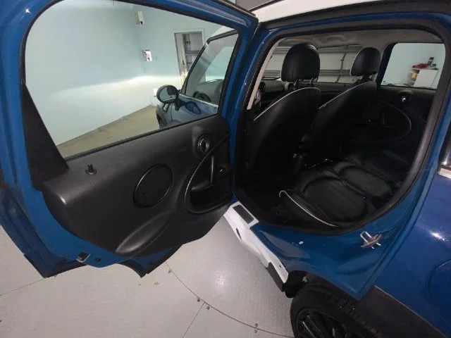 Used 2012 Blue MINI Base image 22