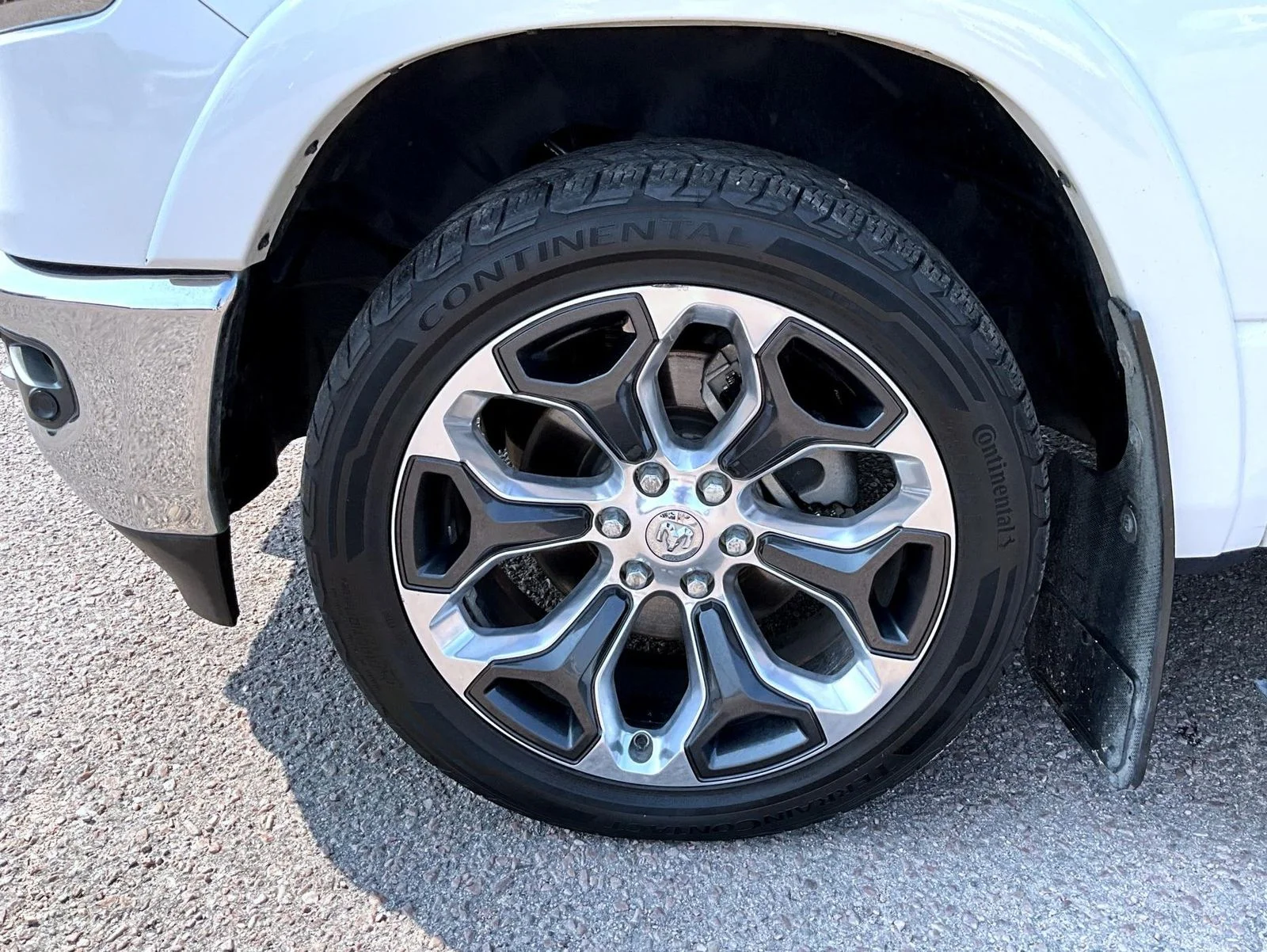 Used 2019 White Ram Limited image 22
