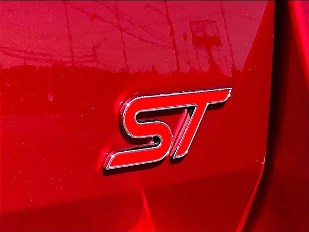 Used 2025 Red Ford ST image 24