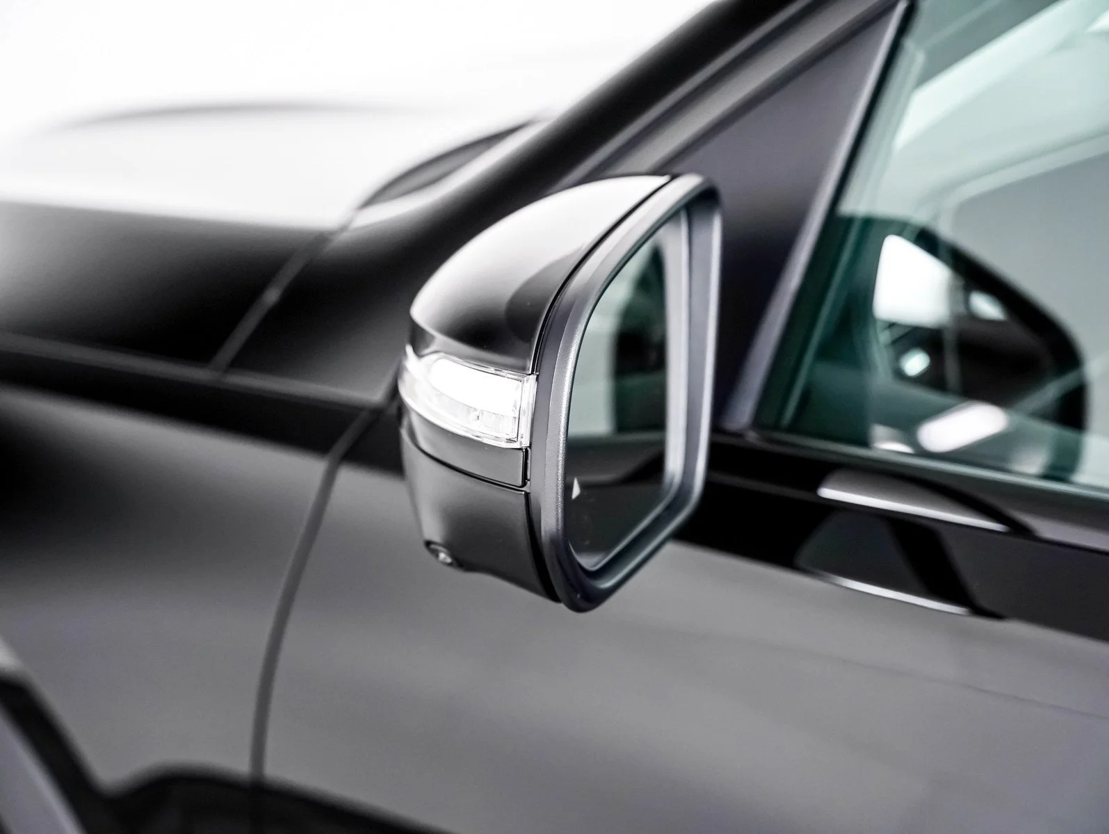 New 2026 Black Mercedes-Benz 4MATIC® image 24
