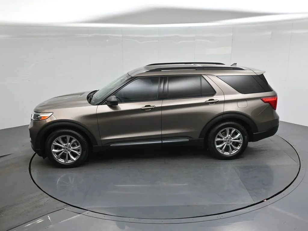 Used 2021 Gray Ford XLT image 42