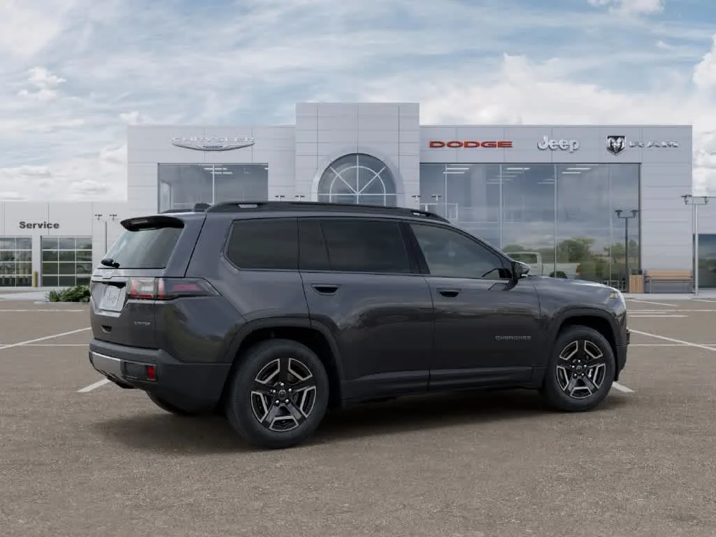 New 2026 Sting-Gray Clear-Coat Exterior Paint Jeep Limited image 4