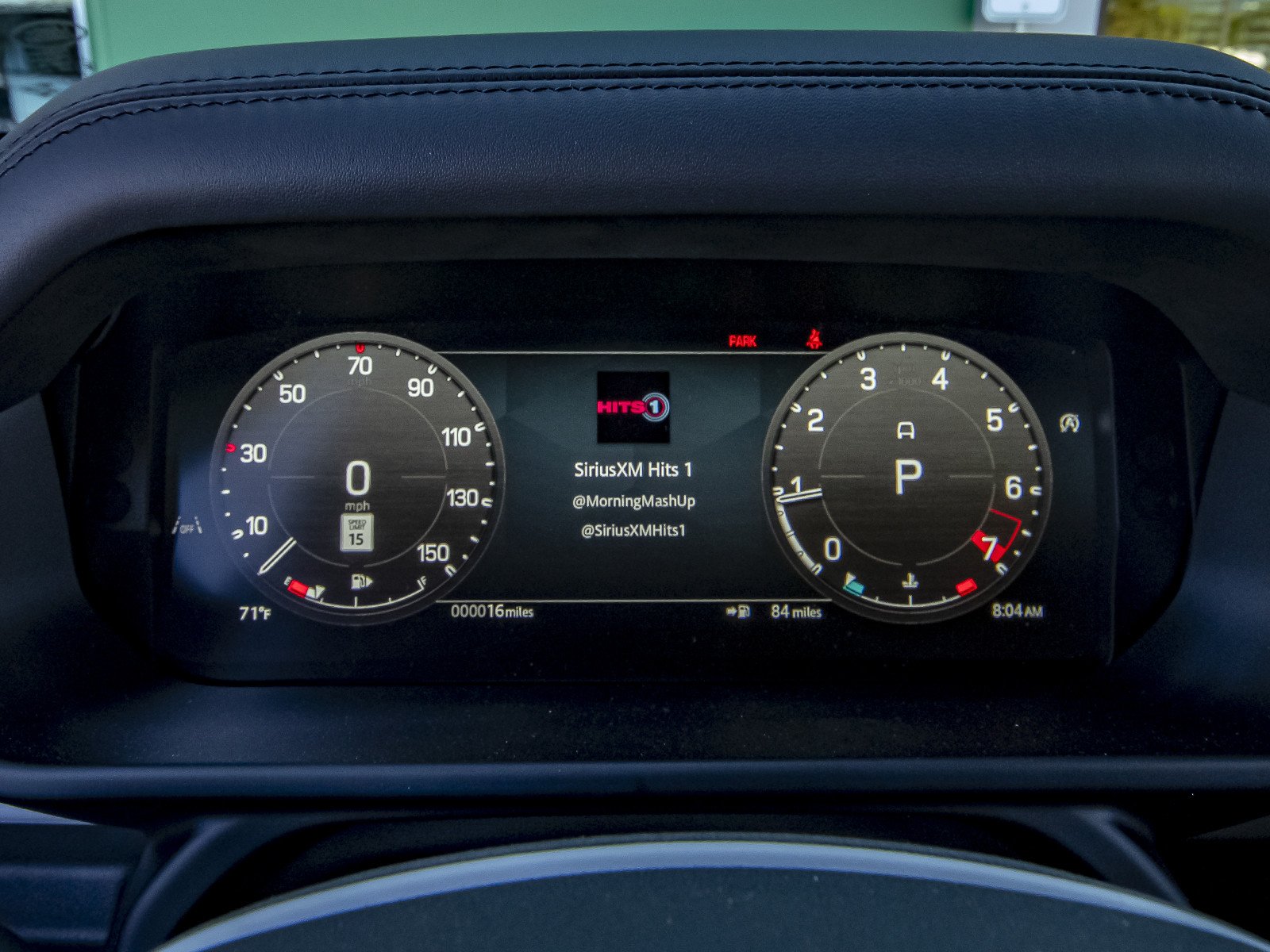 New 2026 Carpathian Grey Land Rover X-Dynamic SE image 9