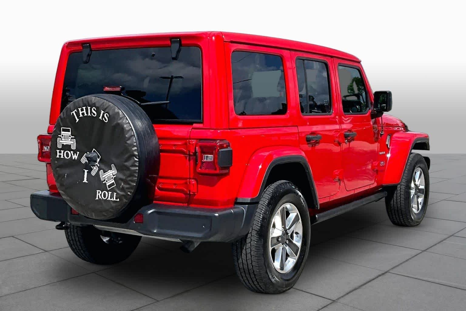 Used 2021 Firecracker Red Clearcoat Jeep Unlimited Sahara image 12