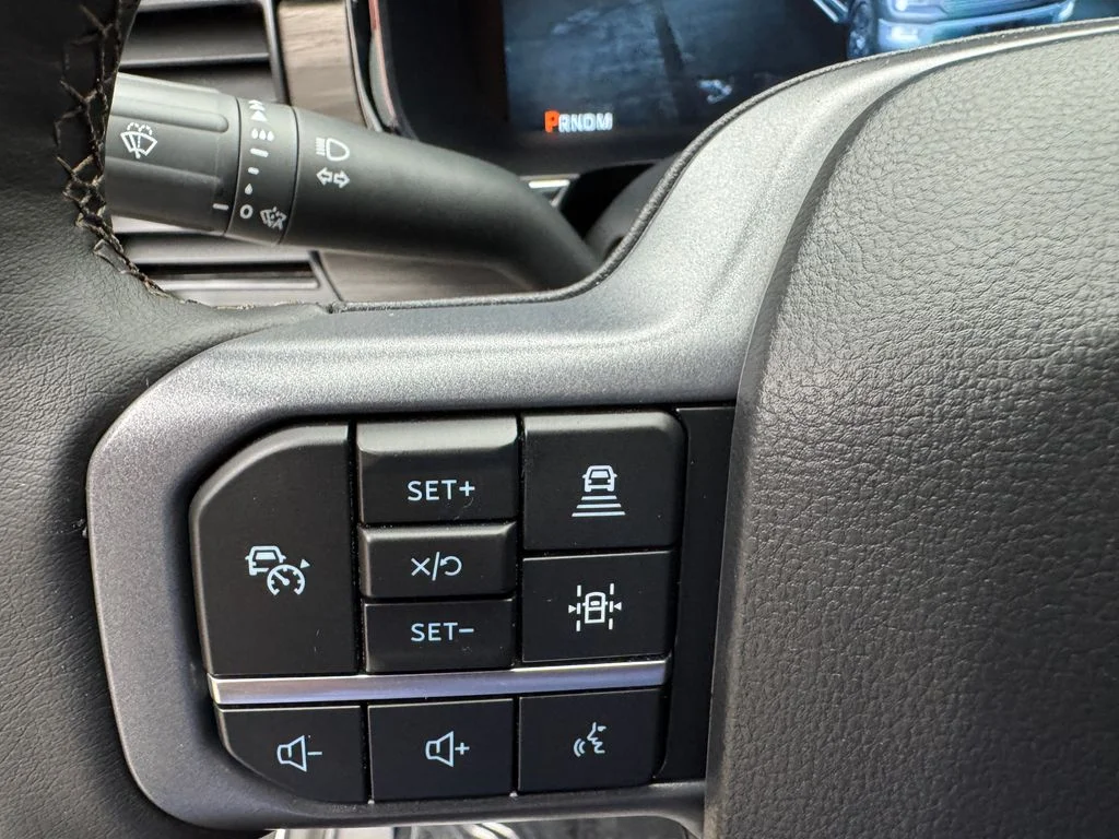 New 2026 Star White Metallic Tri-Coat Ford Lariat® image 14