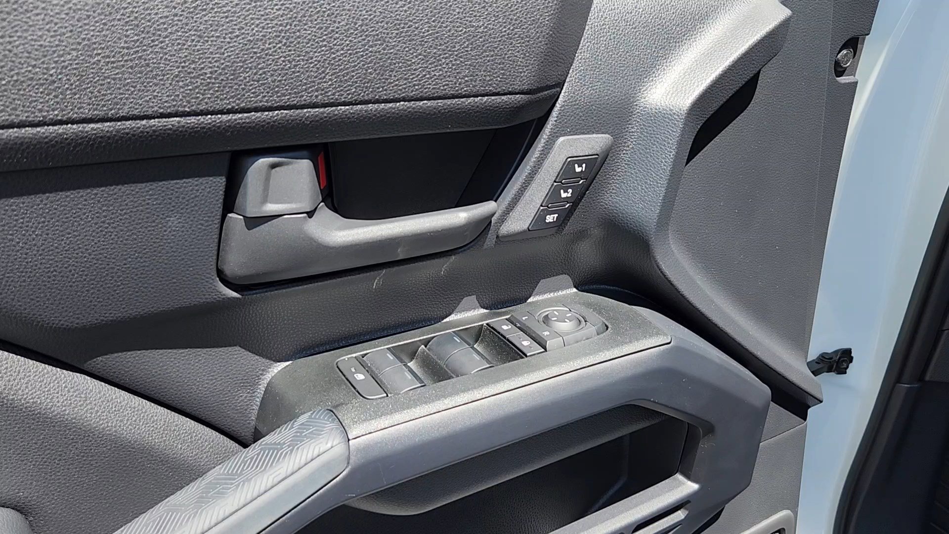 Used 2025 Ice Cap Toyota TRD Off-Road Premium image 7