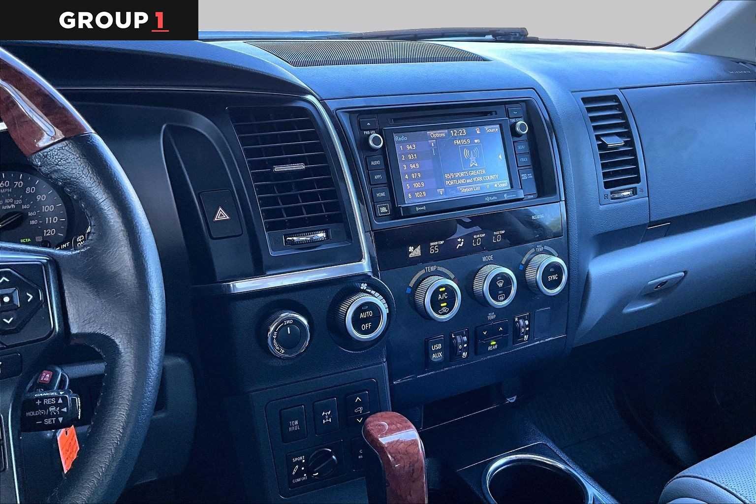 Certified Used 2019 Magnetic Gray Metallic Toyota Platinum image 7
