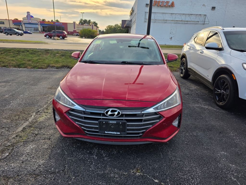 Used 2019 Scarlet Red Hyundai SEL image 1