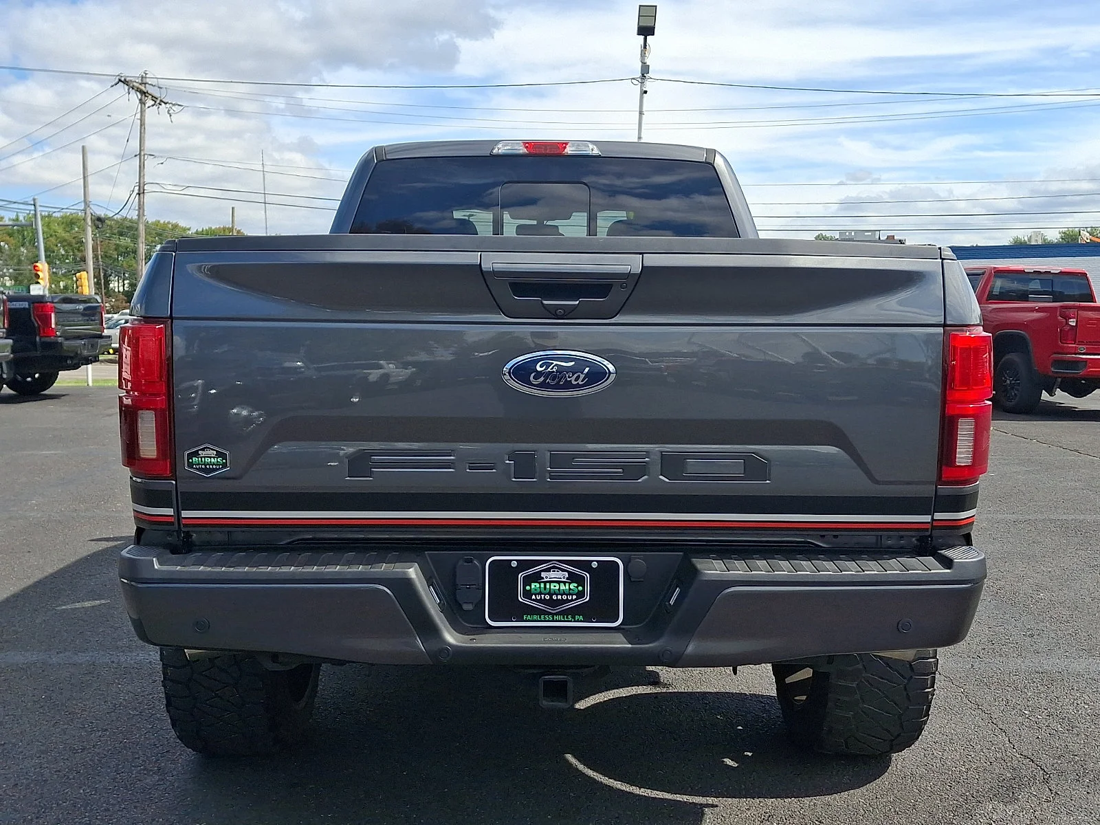 Used 2019 Magnetic Metallic   J7 Ford LARIAT image 9