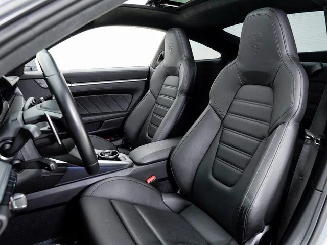 Certified Used 2023  Porsche Turbo image 5