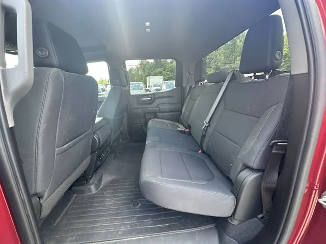 Used 2019 Red Chevrolet LT image 27