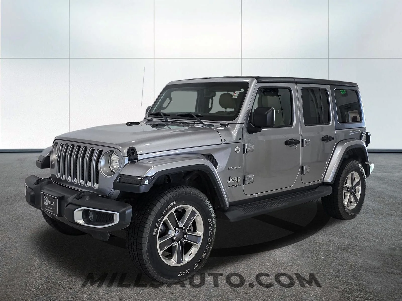 Used 2018 Jeep Wrangler Unlimited Sahara with VIN 1C4HJXEG2JW175539 for sale in Willmar, Minnesota