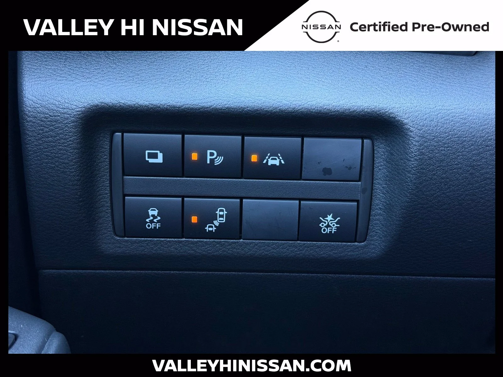 Certified Used 2025 White Nissan S image 22