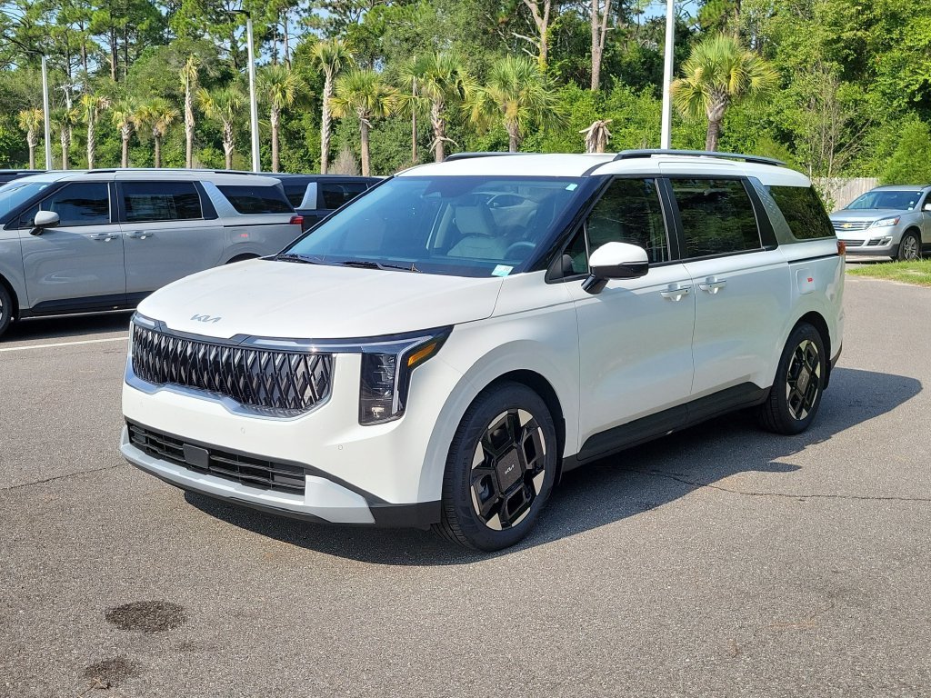 New 2026 Snow White Pearl Kia EX image 3