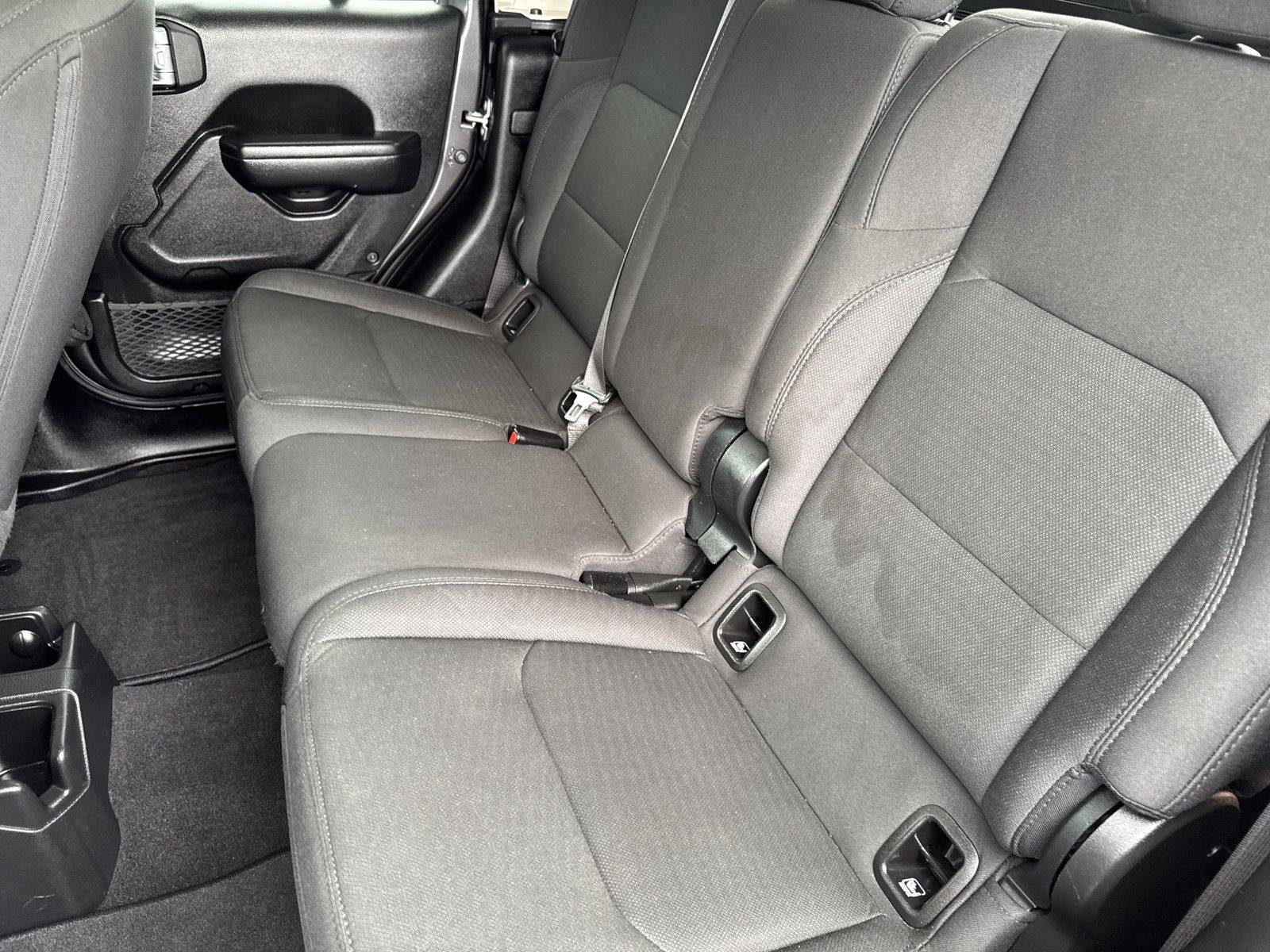 Used 2021 Granite Crystal Metallic Clearcoat Jeep Sport S image 30