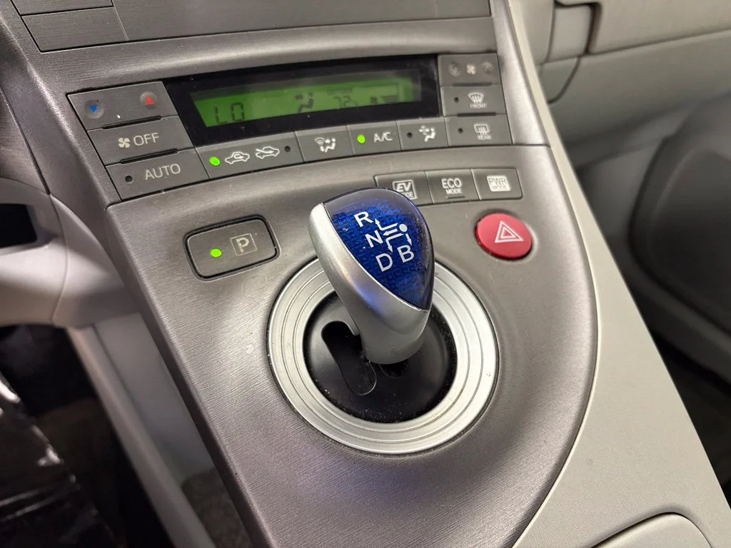 Used 2014 Black Toyota Two image 25