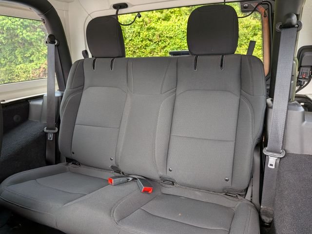 Used 2023 Green Jeep Sport S image 25